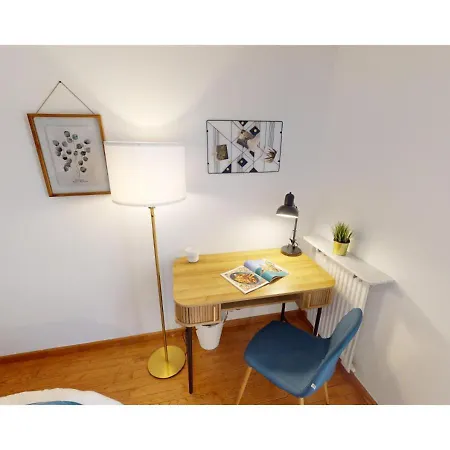 Lovely 5-bed Flat With Easy Access To Centre * 勒瓦卢瓦-佩雷