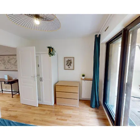 Lovely 5-bed Flat With Easy Access To Centre 公寓 勒瓦卢瓦-佩雷