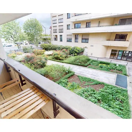 Lovely 5-bed Flat With Easy Access To Centre * 勒瓦卢瓦-佩雷
