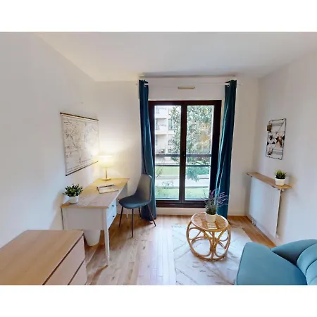 Lovely 5-bed Flat With Easy Access To Centre *